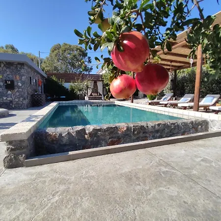 Aithonas Country house *