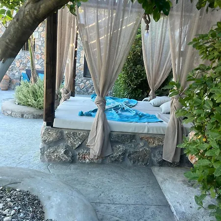 Aithonas Country house *