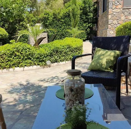 Aithonas * Archangelos (Rhodes)