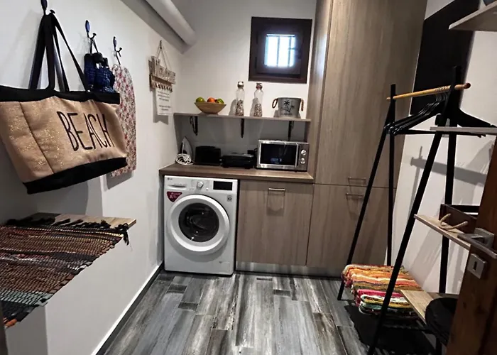 Aithonas * Archangelos (Rhodes)